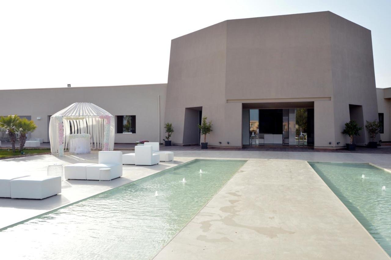 Desusino Residence & Hotel บูเตรา ภายนอก รูปภาพ